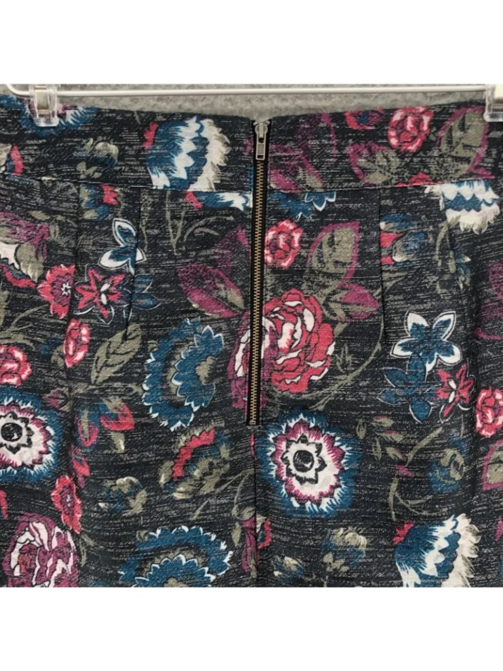 LOFT Skirt Womens 2 Gray Pink Floral Glitter Inverted Pleats Skater Flare Lined